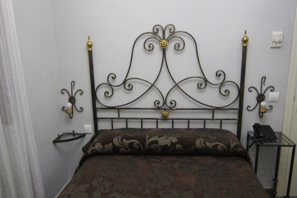 Roma Guest house 2*